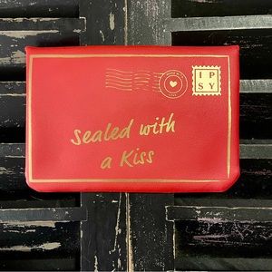 IPSY Sealed with a Kiss Postcard Makeup Clutch NEW